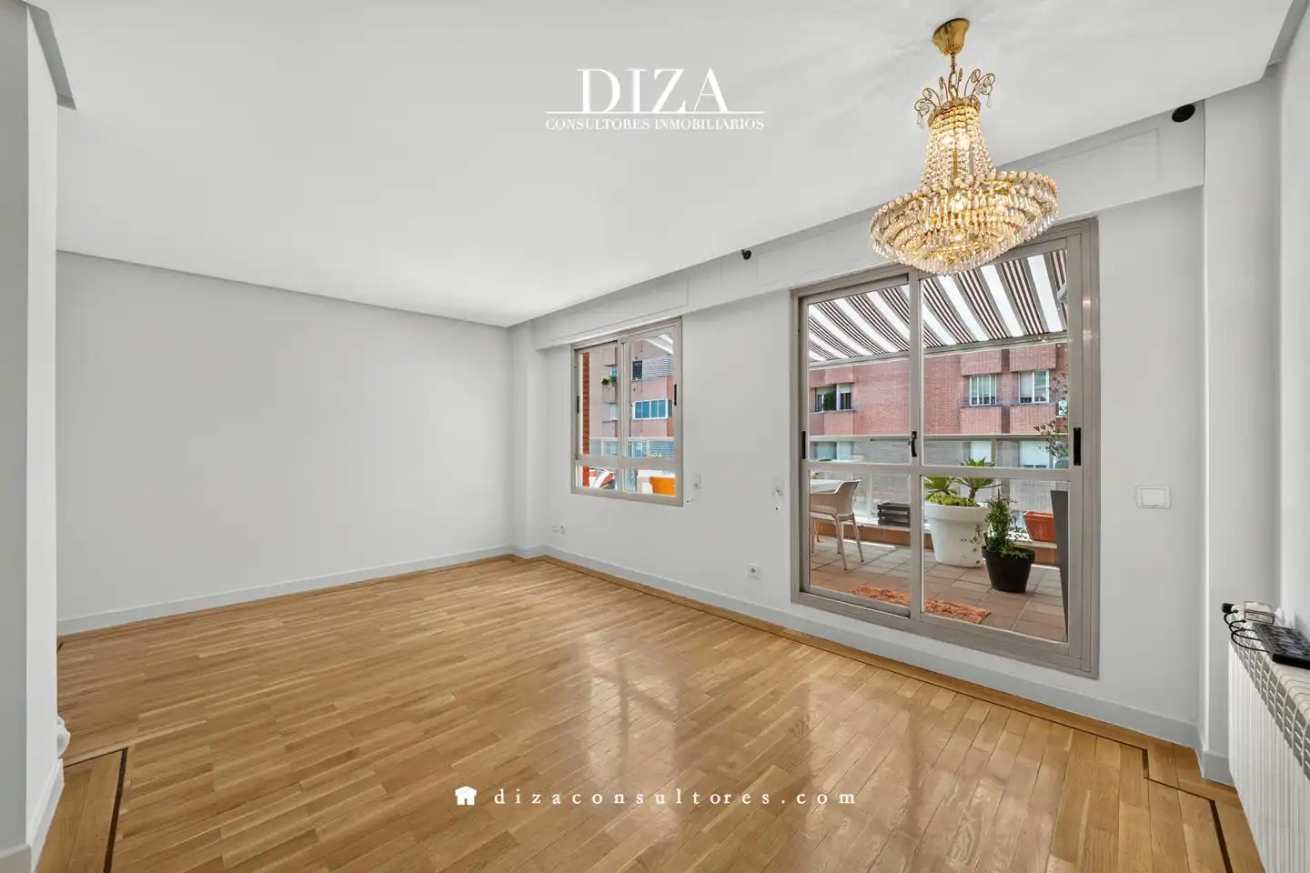 Exterior view of Flat for rent in Madrid  with Air Conditioner, Heating and Terrace