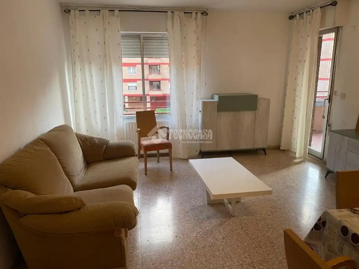 Flat for rent in Parque de los Cineastas