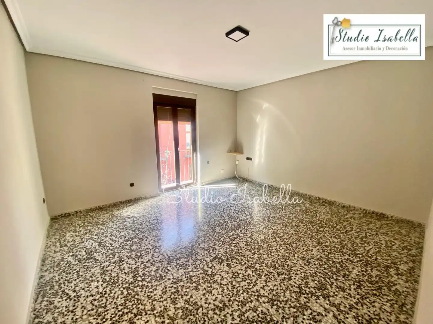 Habitación de Piso de alquiler en Toledo con Aire acondicionado, Calefacción y Amueblado