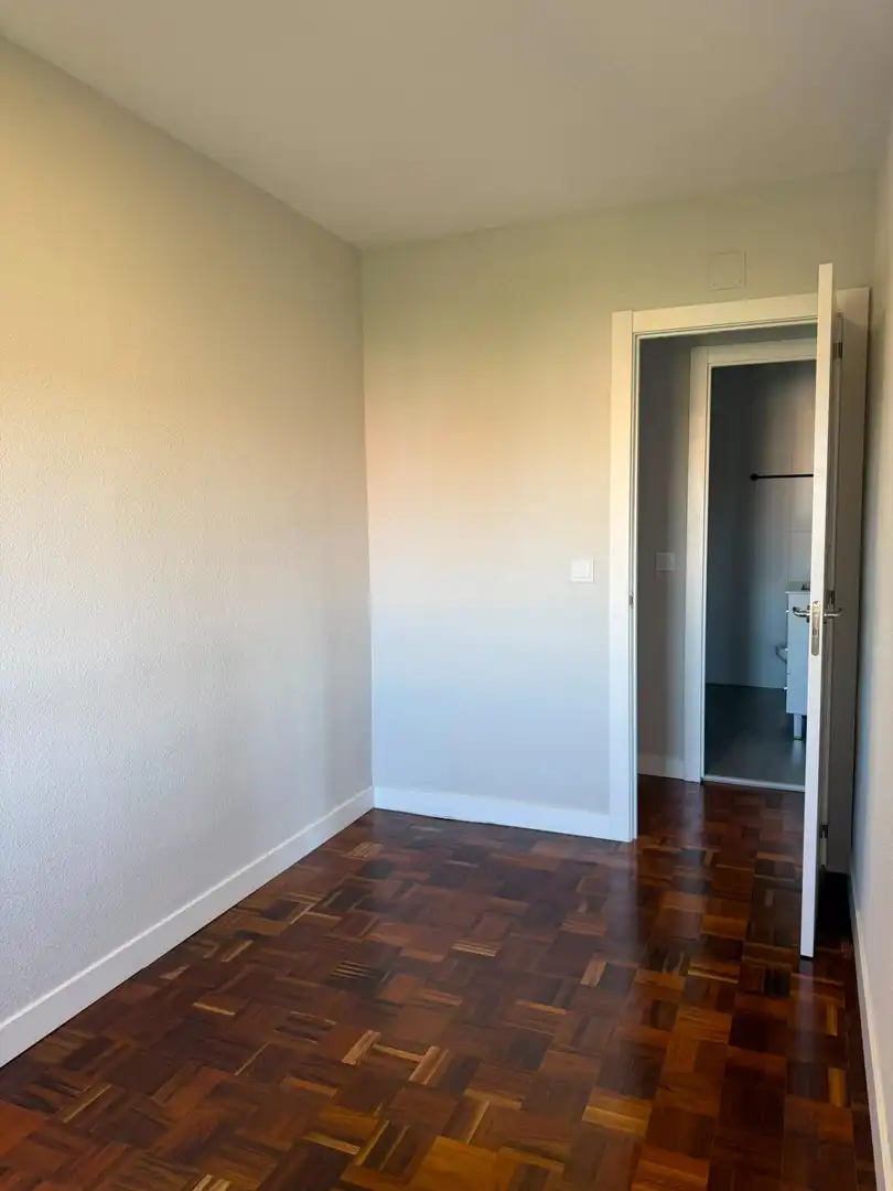 Habitación de Piso de alquiler en Madrid con Calefacción, Parquet y Terraza