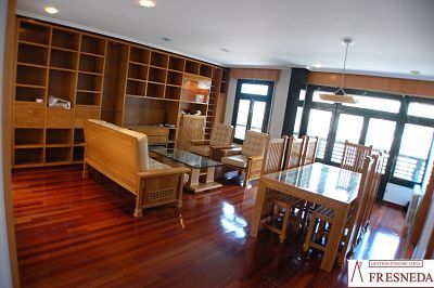 Comedor de Piso de alquiler en Oviedo  con Calefacción, Parquet y Trastero