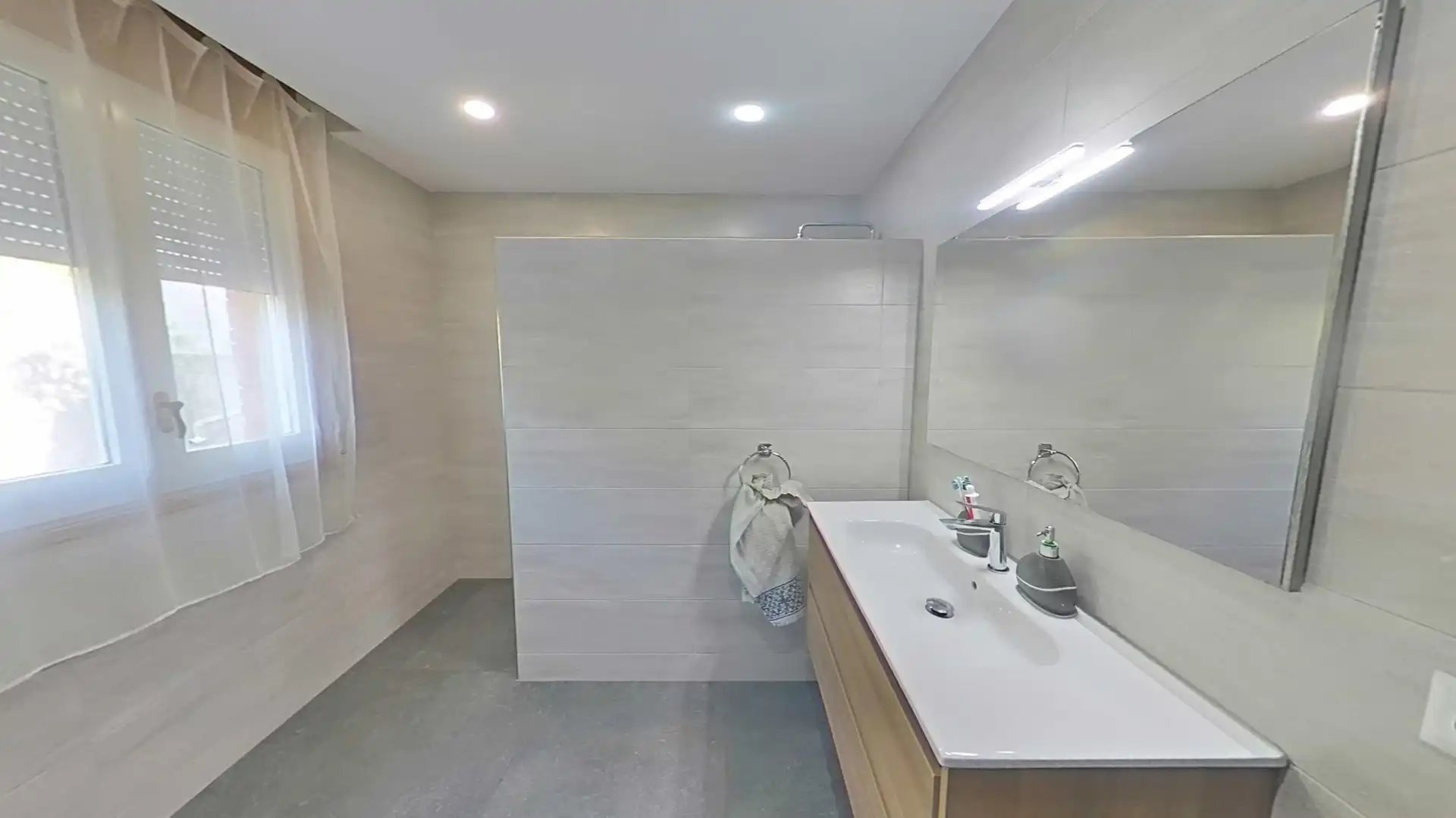 Bathroom of Houses for sale in La Pobla de Claramunt  with Private garden and Storage room