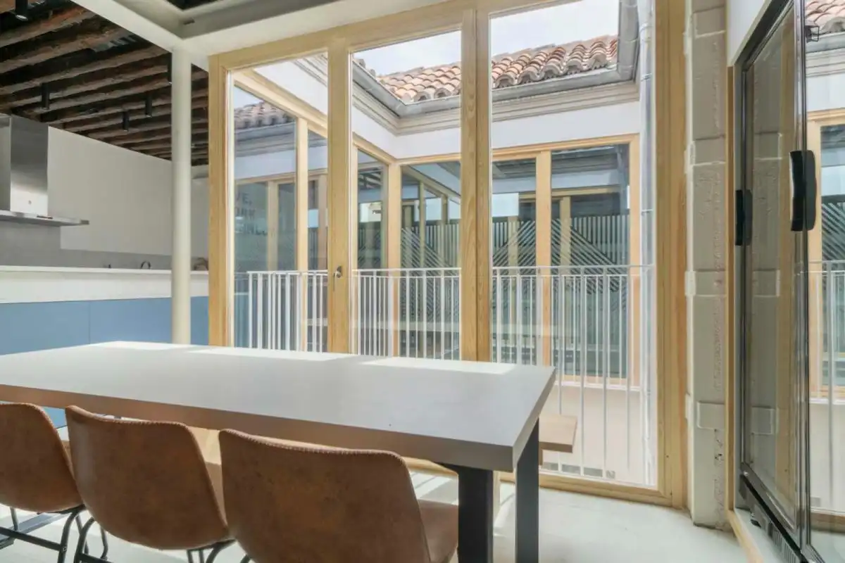 Terrace of Houses for share in Madrid  with Heating, Furnished and Oven