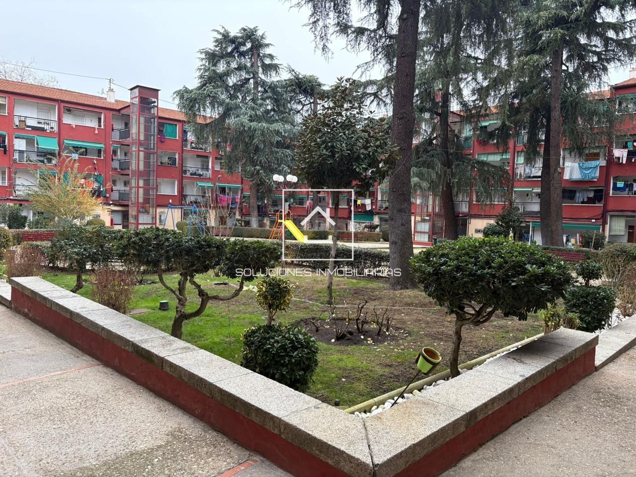 Jardí de Casa o xalet en venda en  Madrid Capital amb Aire condicionat