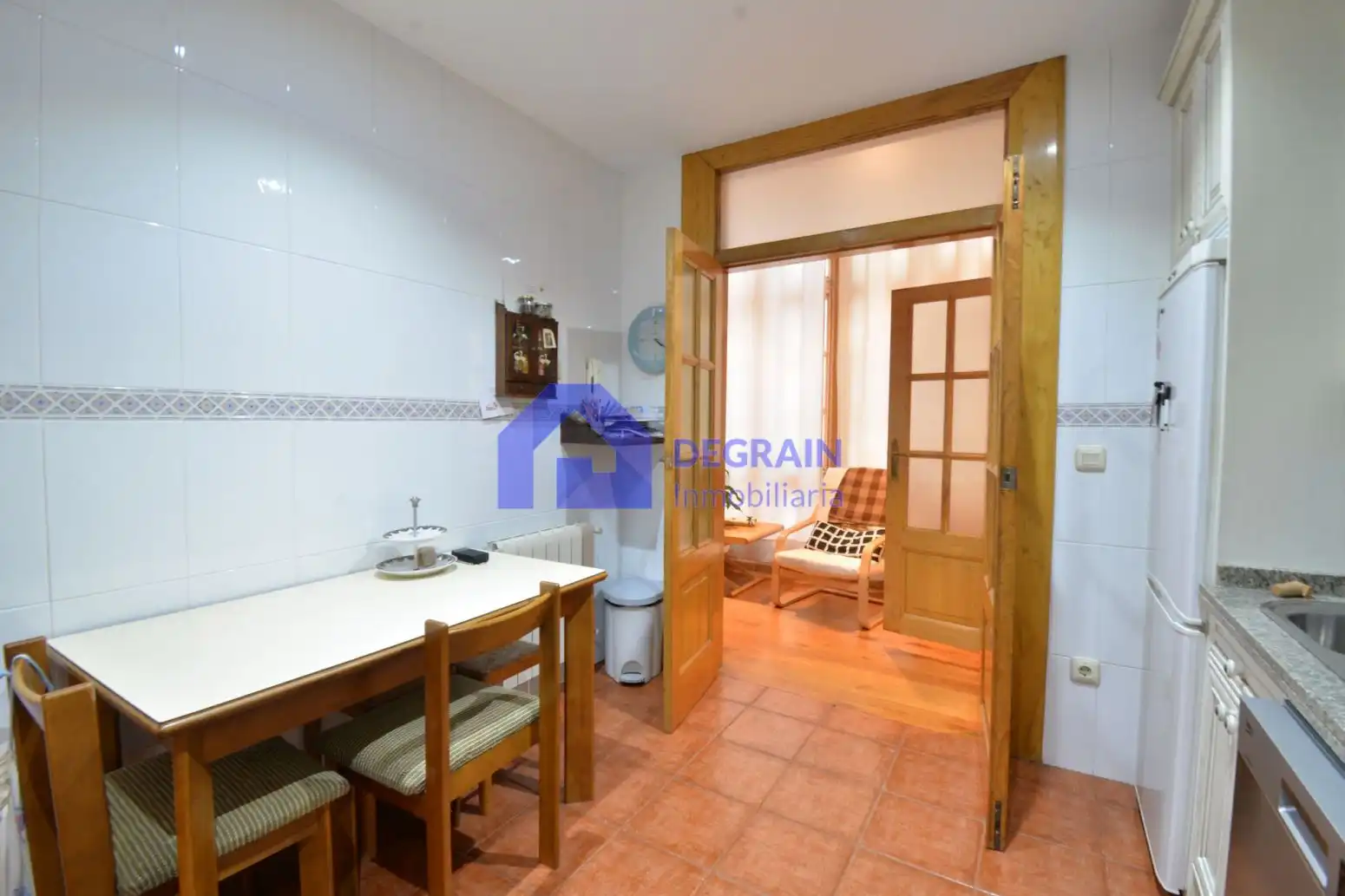 Cocina de Piso en venta en Oviedo  con Parquet, Terraza y Trastero
