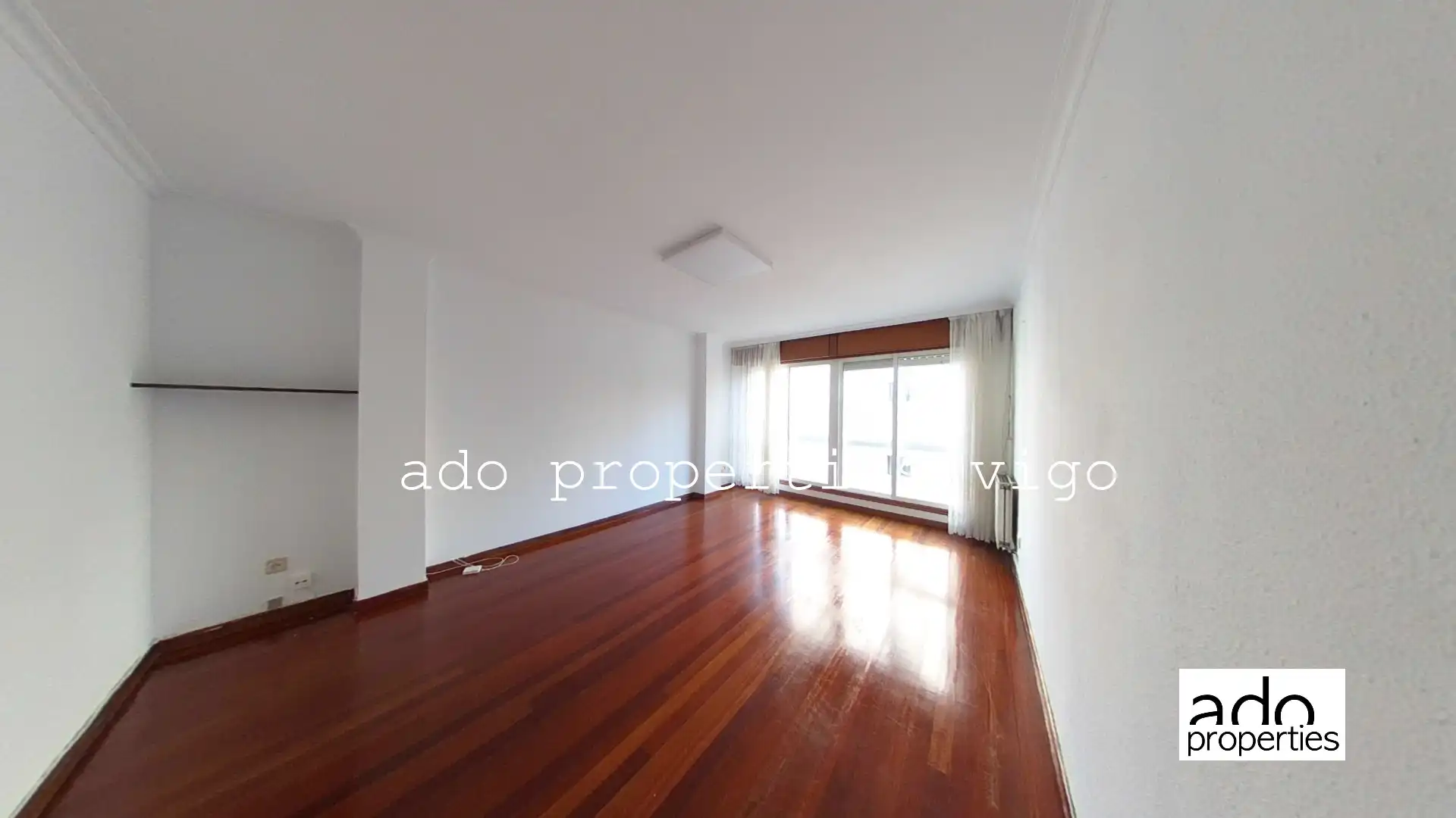 Flat for rent in Rúa Canario, Casablanca - Calvario