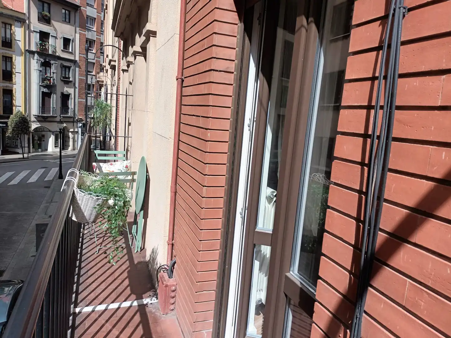 Terrassa de Pis de lloguer en Gijón  amb Calefacció, Terrassa i Moblat