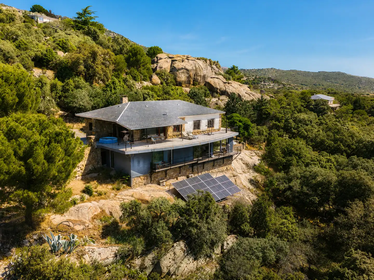 Exterior view of Houses for sale in Hoyo de Manzanares  with Air Conditioner, Private garden and Swimming Pool