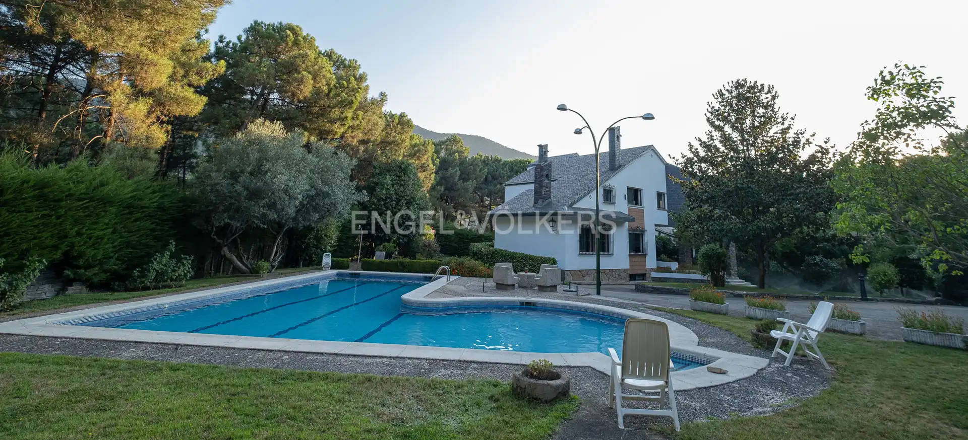 Piscina de Casa o chalet en venta en Sotillo de la Adrada con Aire acondicionado, Calefacción y Jardín privado