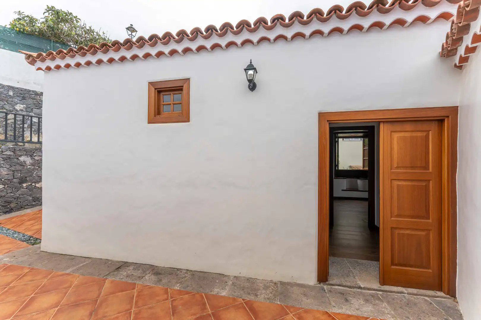 Vista exterior de Finca rústica en venda en Los Realejos amb Parquet, Terrassa i Balcó