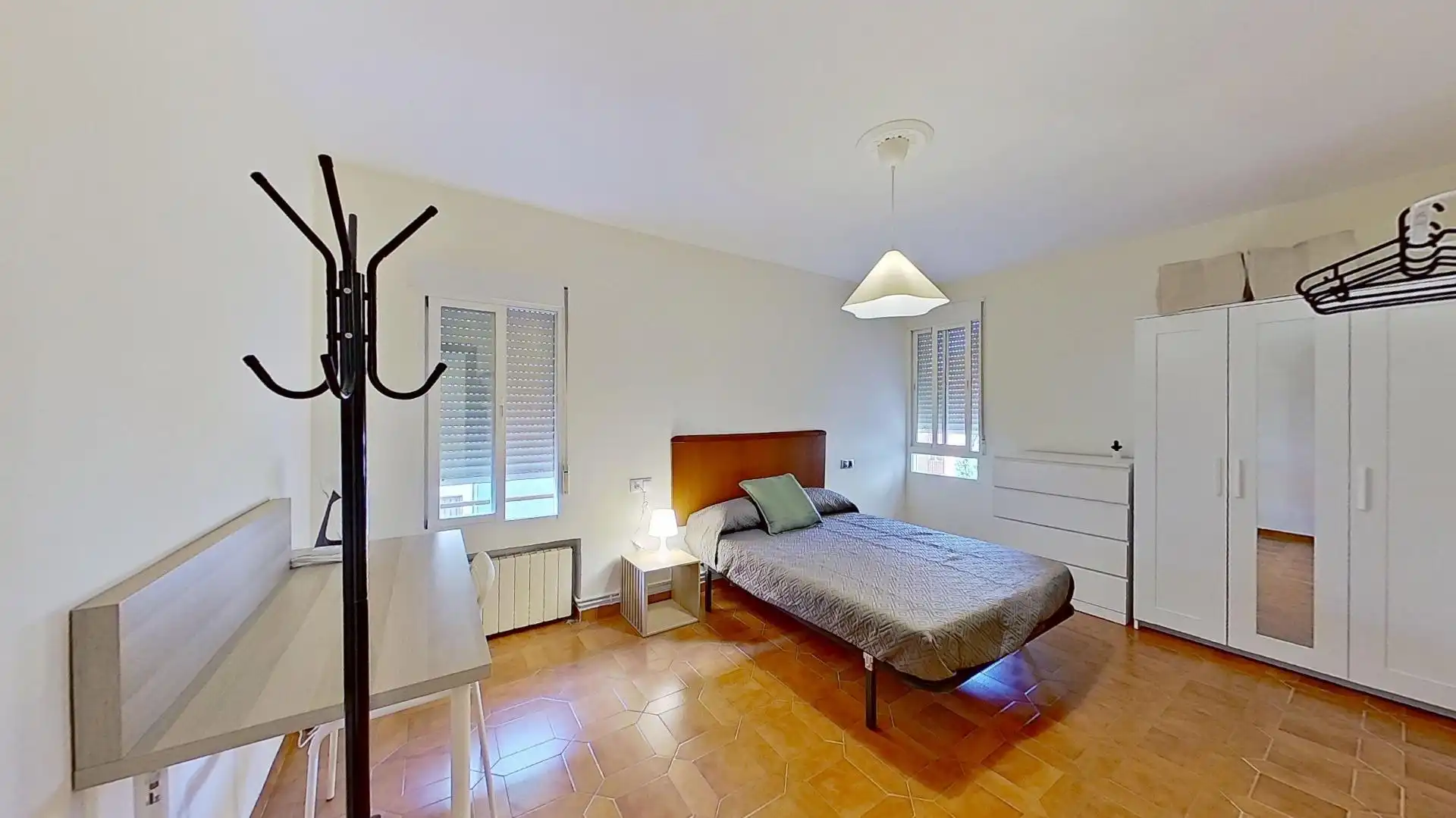 Habitación de Piso de alquiler en Granada