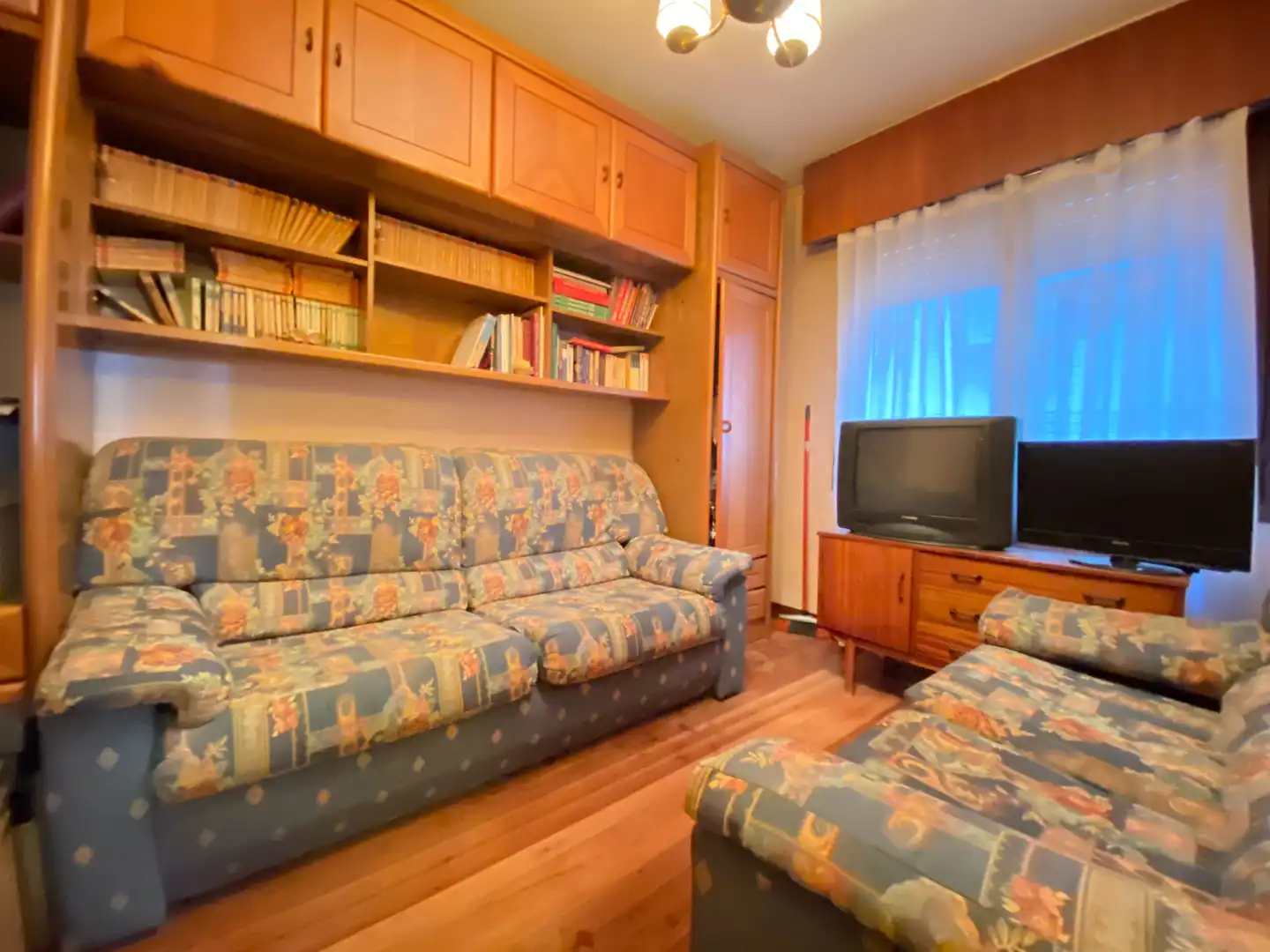 Sala de estar de Piso en venta en Bilbao  con Calefacción, Terraza y Balcón