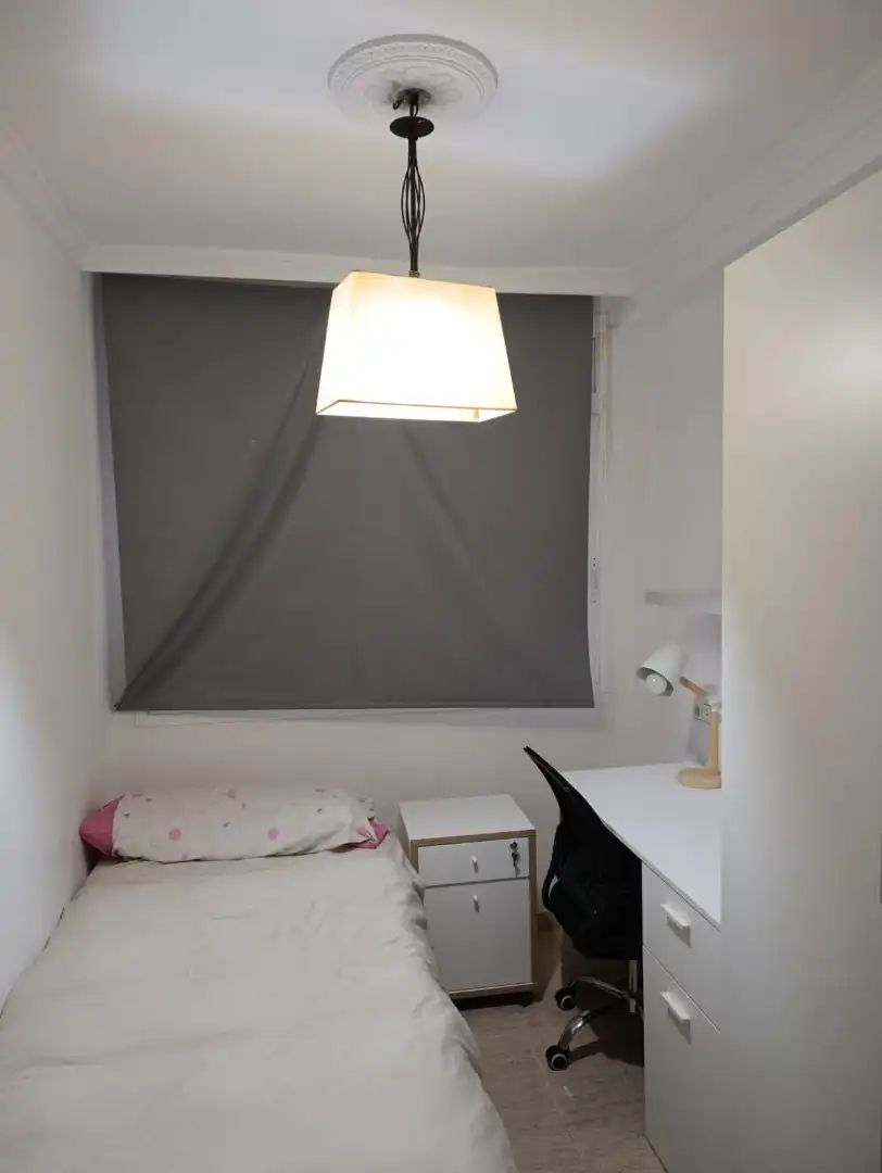 Habitación de Piso de alquiler en Melilla con Amueblado, Horno y Lavadora