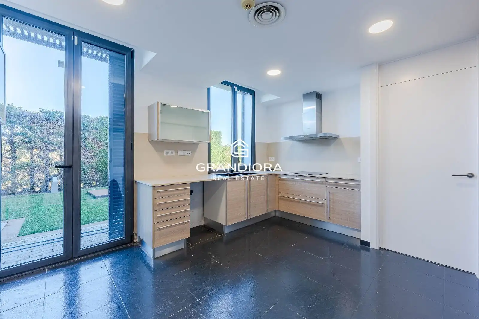 Detached house with pool for sale in Avenida del Regadiu, imagen 16