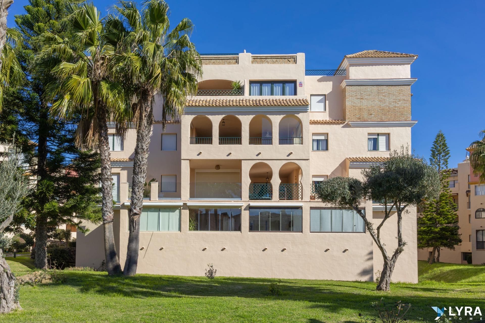 Exterior view of Flat for sale in Zahara de los Atunes  with Private garden, Terrace and Storage room