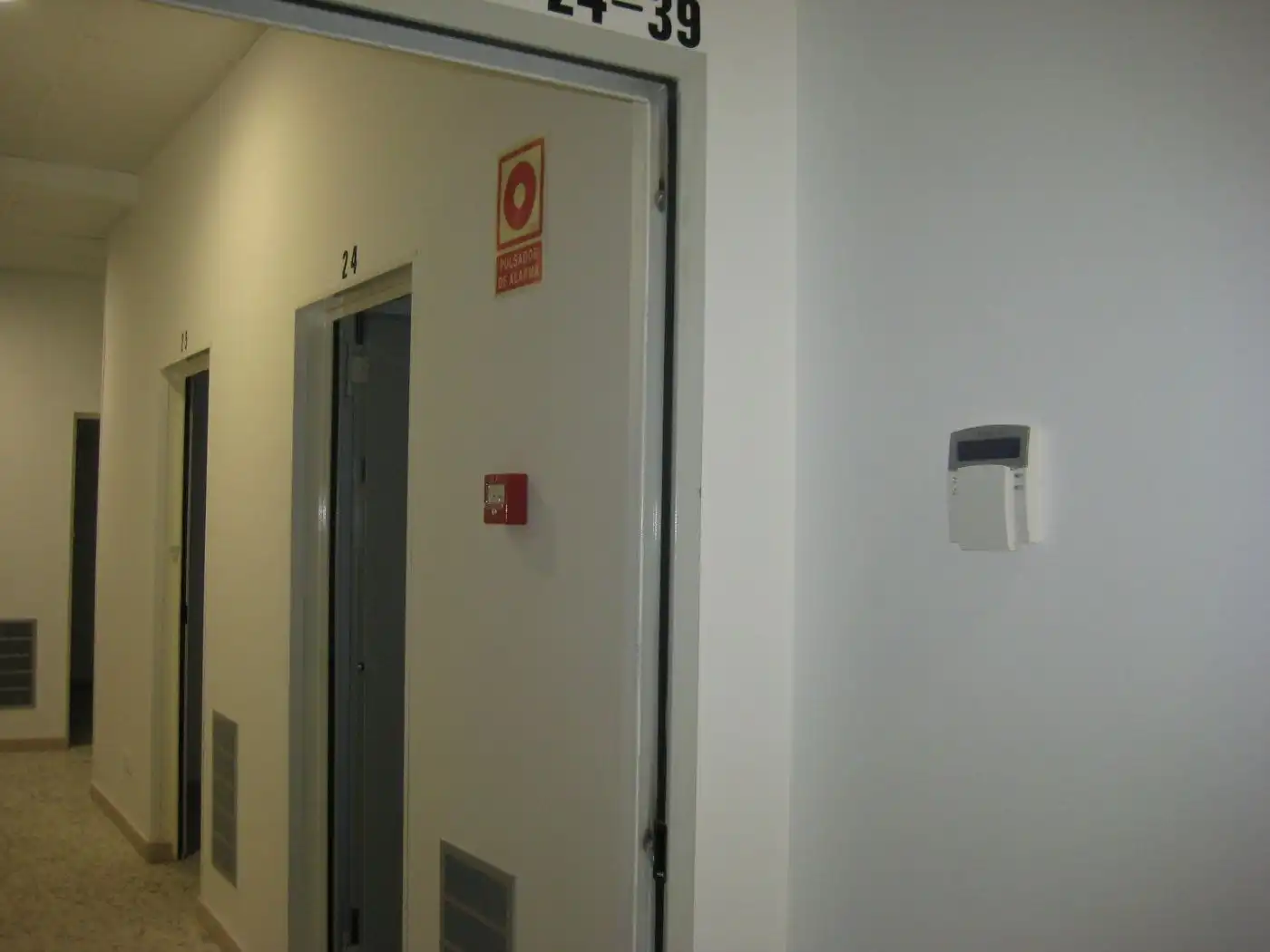 Gebäude zur Miete in Carrer de Natzaret, 28, Santa Eulàlia