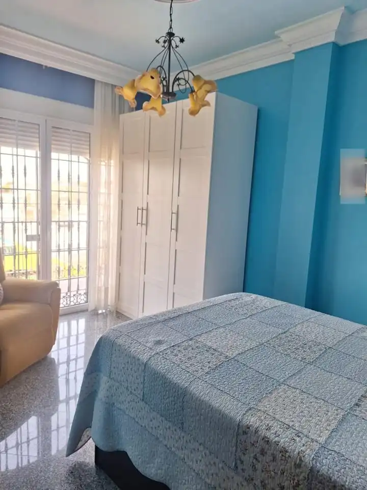 Habitación de Casa o chalet en venta en Alcalá de Guadaira con Aire acondicionado, Jardín privado y Terraza
