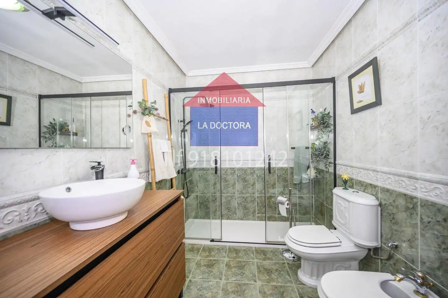 Baño de Casa o chalet en venta en Escalona con Calefacción, Terraza y Piscina