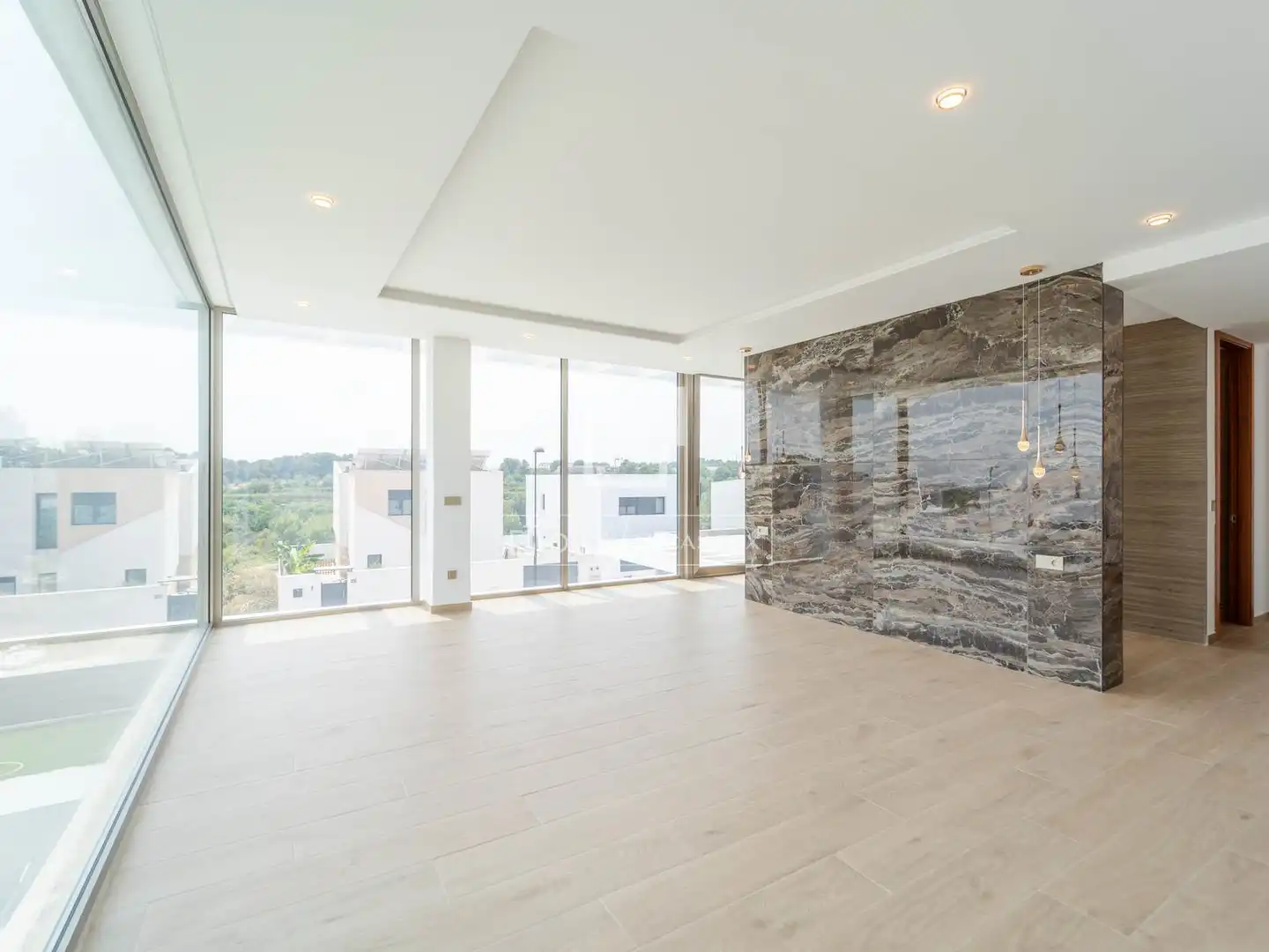 Living room of Houses for sale in Torrent  with Air Conditioner, Private garden and Terrace