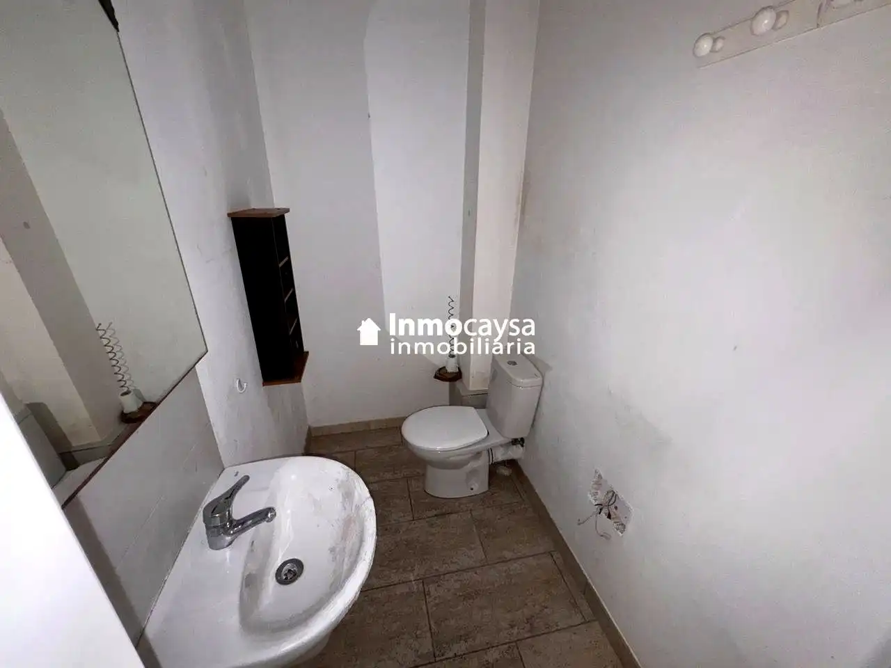 Local comercial de lloguer a Republica Argentina, imagen 7