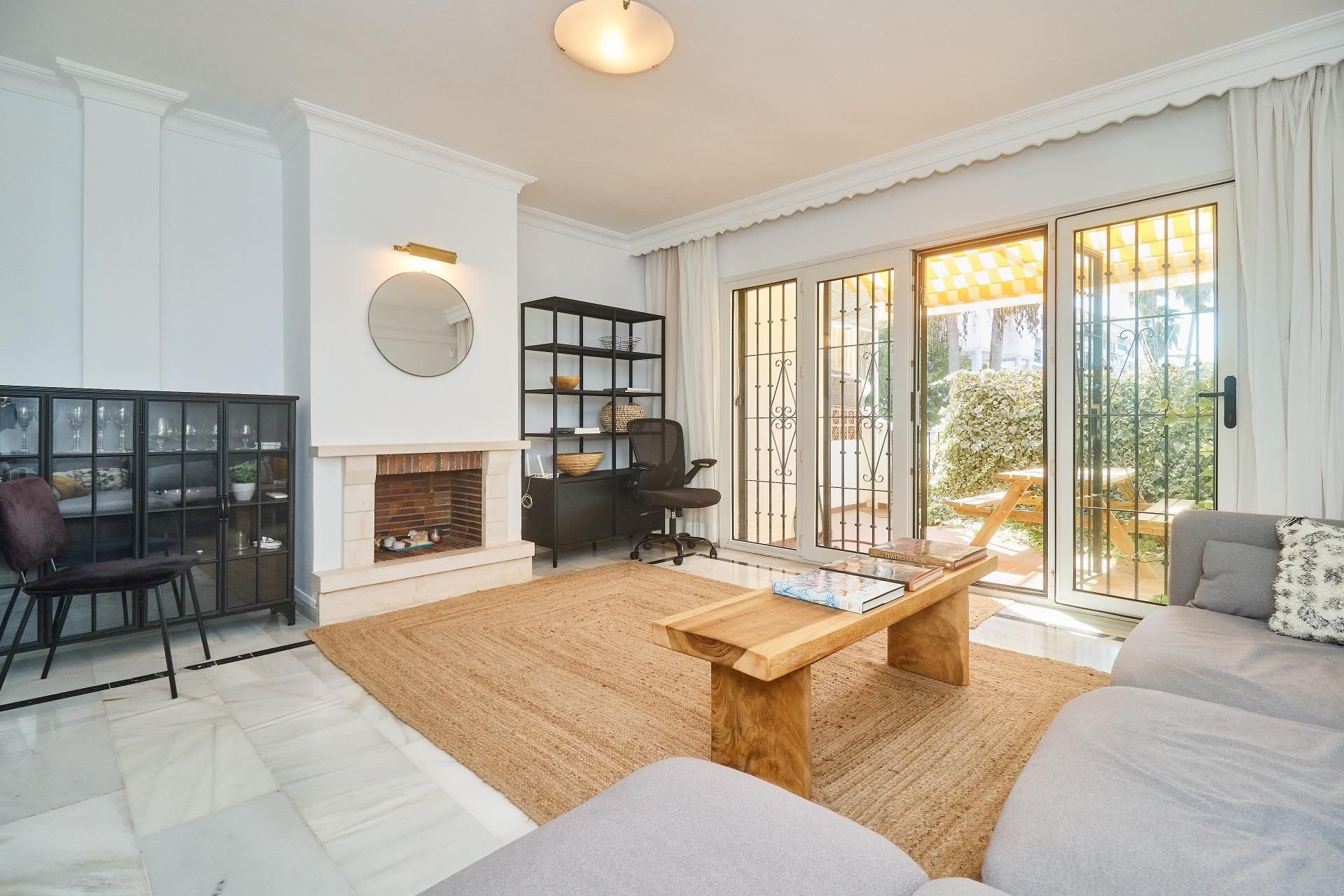 Living room of Single-family semi-detached for sale in Mijas  with Air Conditioner, Heating and Private garden