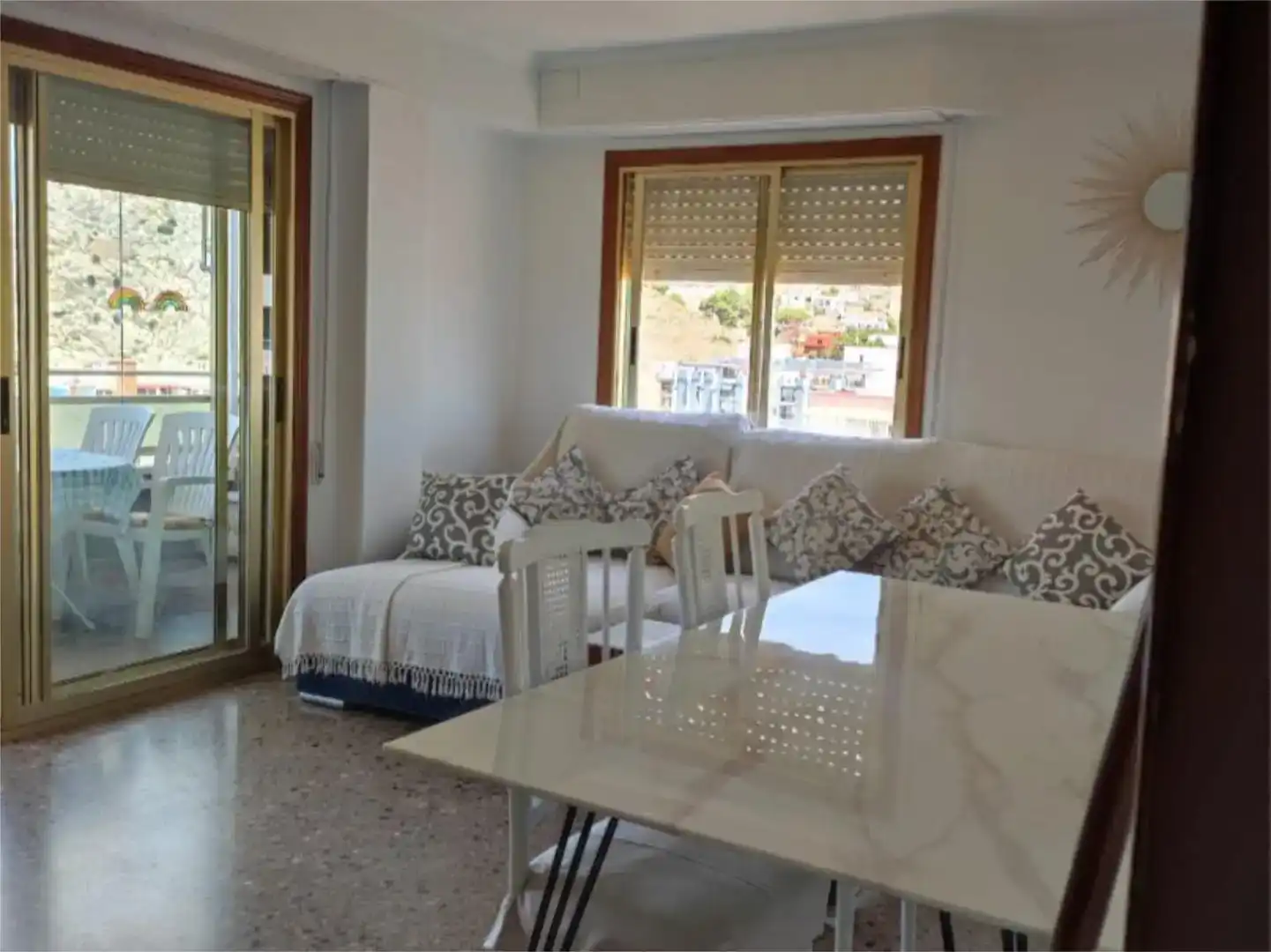 Wohnzimmer von Wohnung zur Miete in Cullera mit Schwimmbad und Balkon