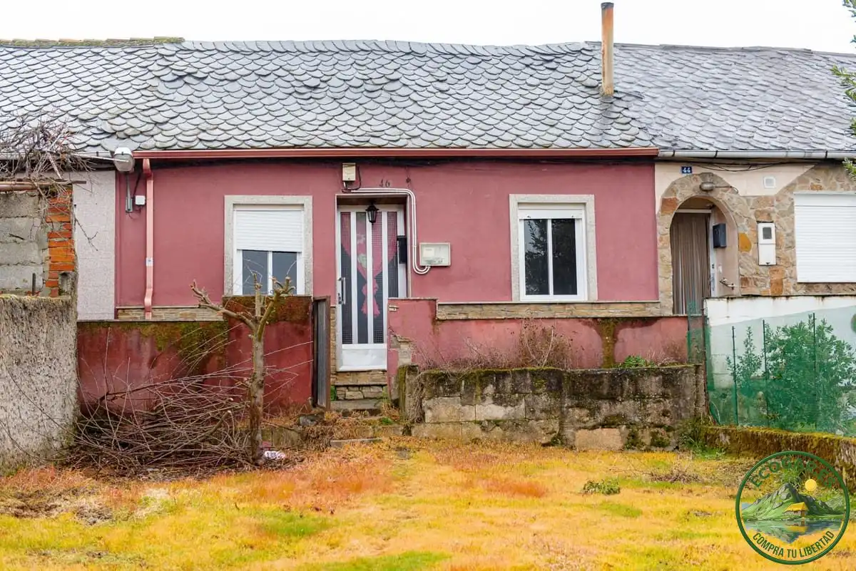 Vista exterior de Casa o chalet en venta en Fabero con Jardín privado y Trastero