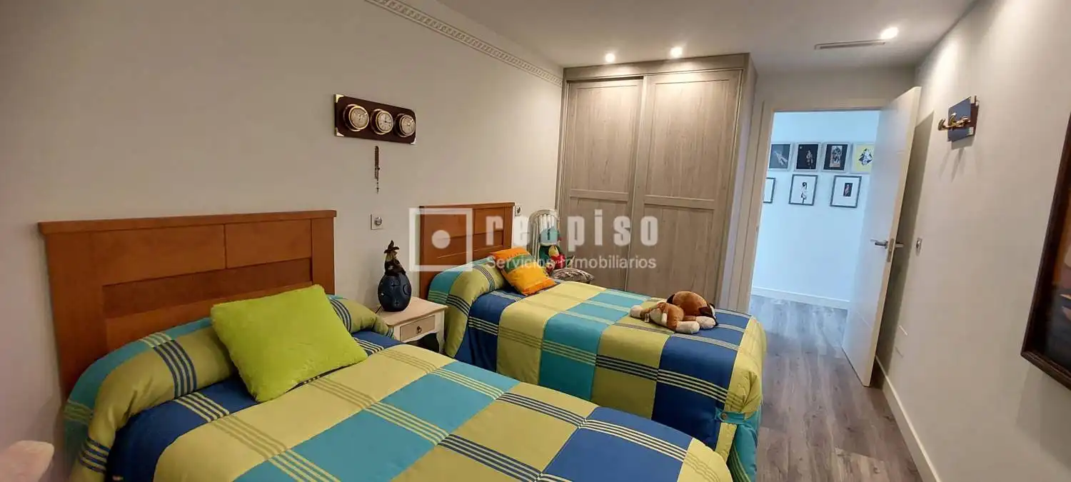 Bedroom of Houses for sale in Malpica de Tajo  with Air Conditioner, Heating and Storage room
