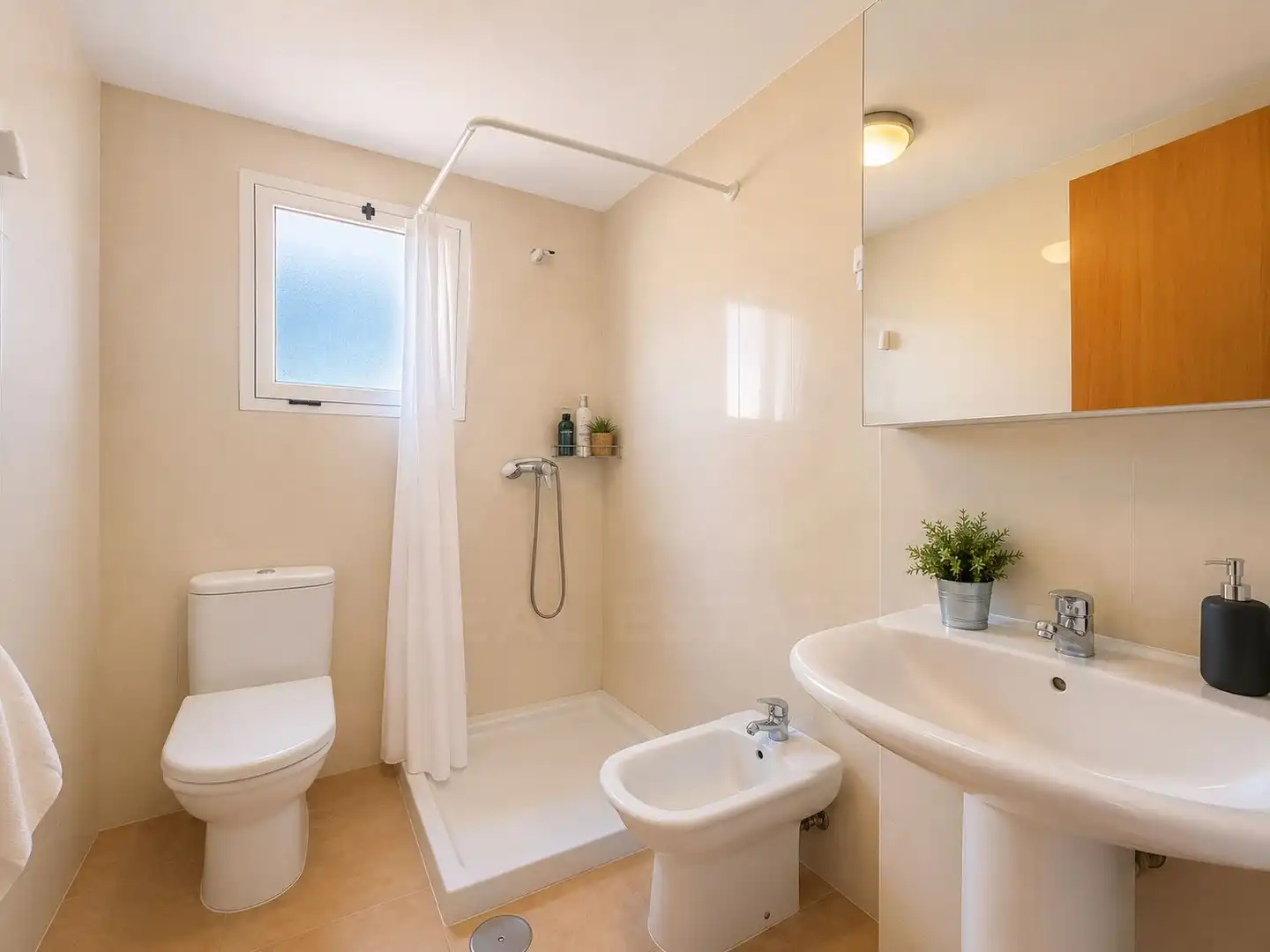 Badezimmer von Maisonette zum Verkauf in Murcia mit Klimaanlage, Heizung und Terrasse