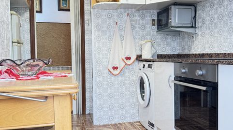 Foto 5 de Piso en venta en Plaza de la Hispanidad, Villalegre - La Luz, Avilés