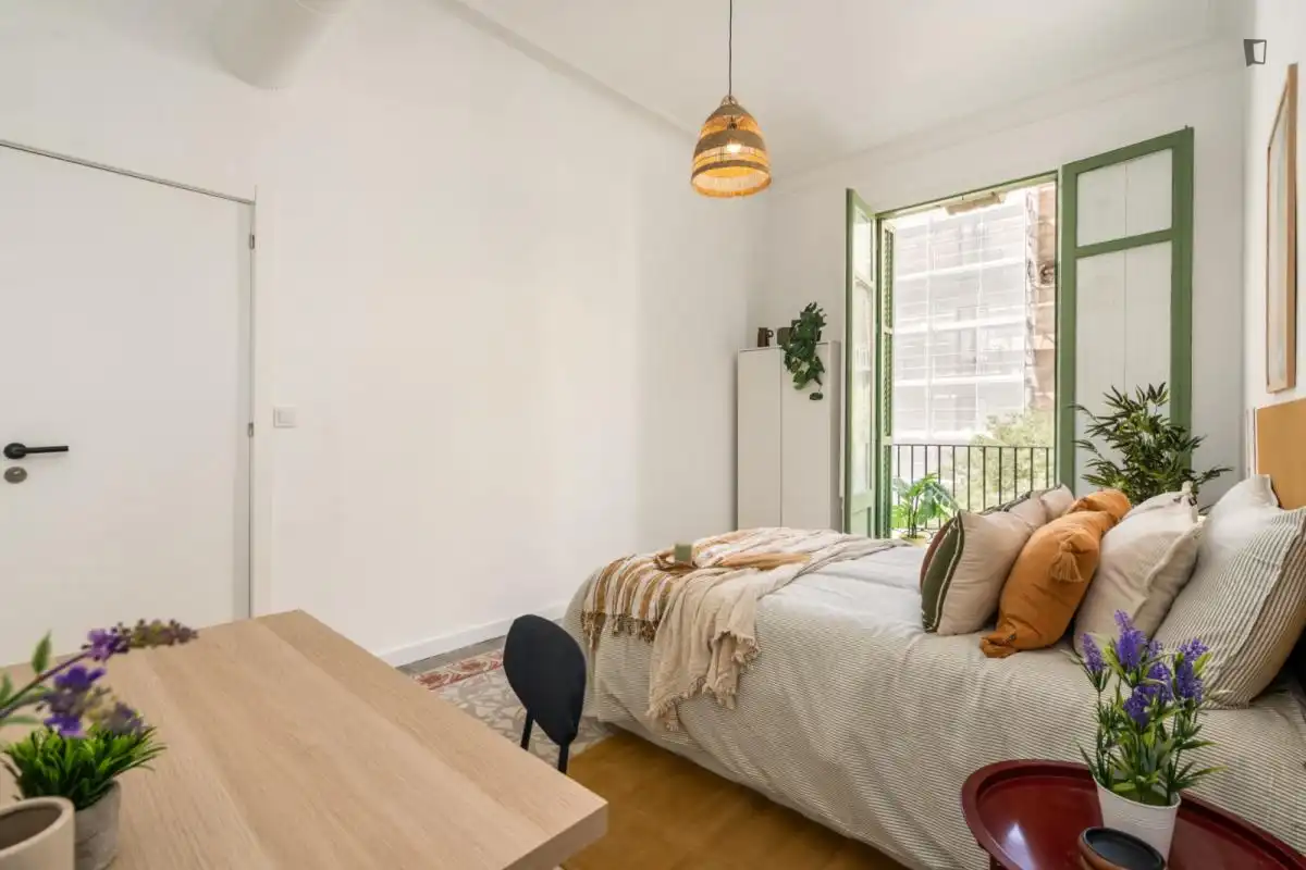 Habitación de Apartamento para compartir en Barcelona con Amueblado, Horno y Lavadora