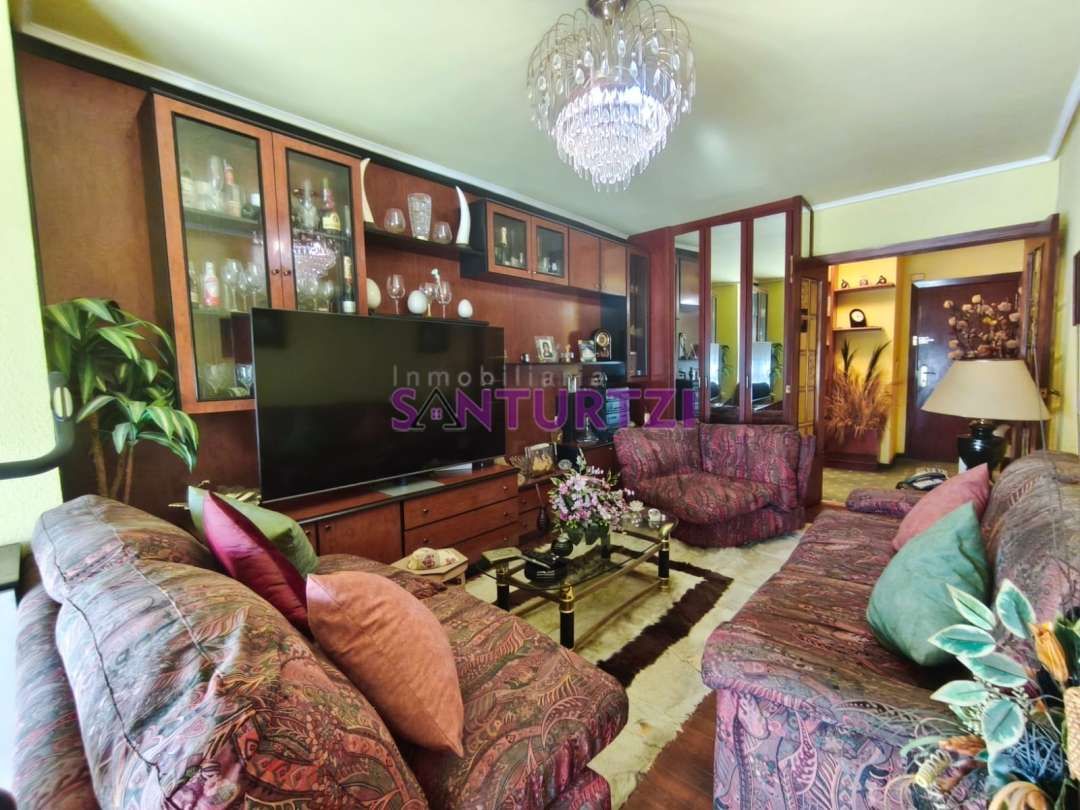 Living room of Flat for sale in Portugalete  with Heating and Balcony
