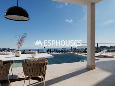 Casa con balcone in vendita a Golf Bahía