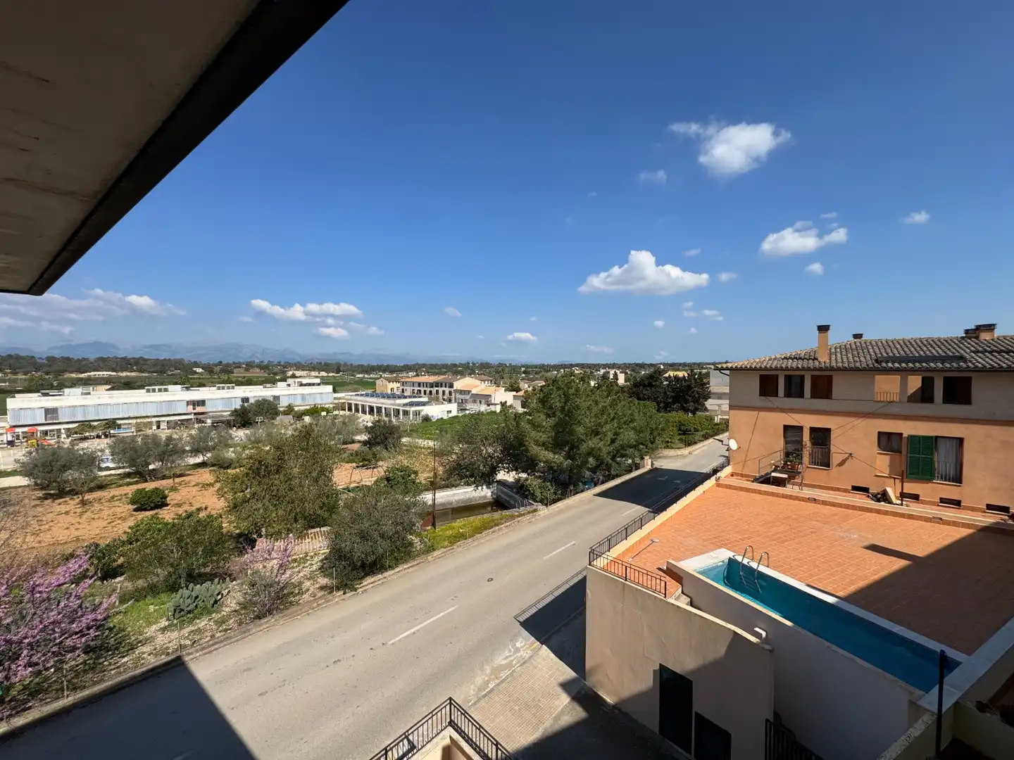 Vista exterior de Dúplex en venta en Sineu con Trastero, Balcón y Piscina comunitaria
