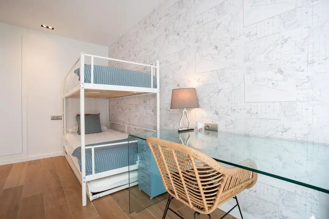 Bedroom of Duplexes for rent in La Alcaidesa  with Air Conditioner, Heating and Private garden