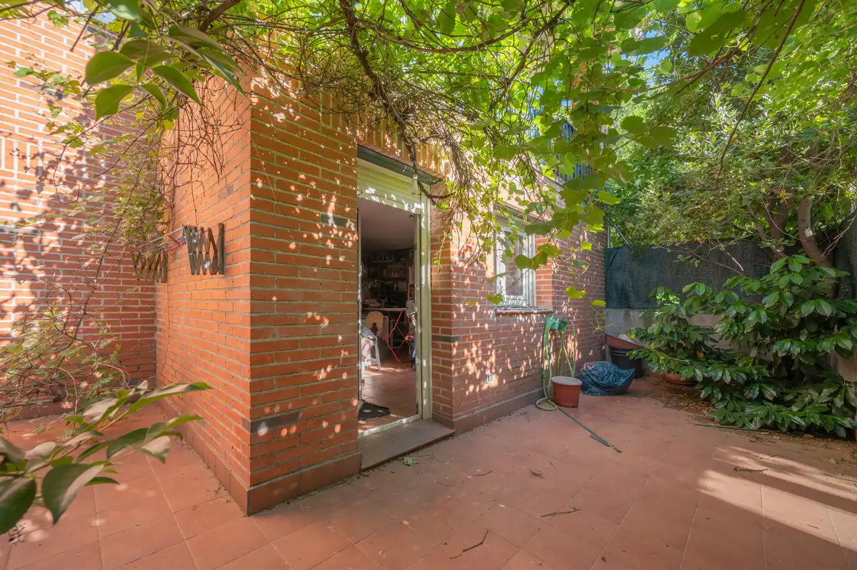 Jardín de Casa adosada en venta en Colmenar Viejo con Calefacción, Parquet y Terraza