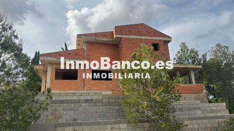 SUELO CON ESTRUCTURA, SIN COMISIÓN DE AGENCIA