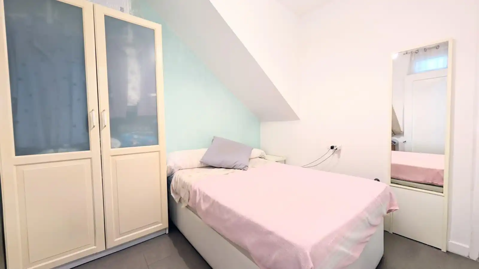 Bedroom of Flat for sale in Elche / Elx