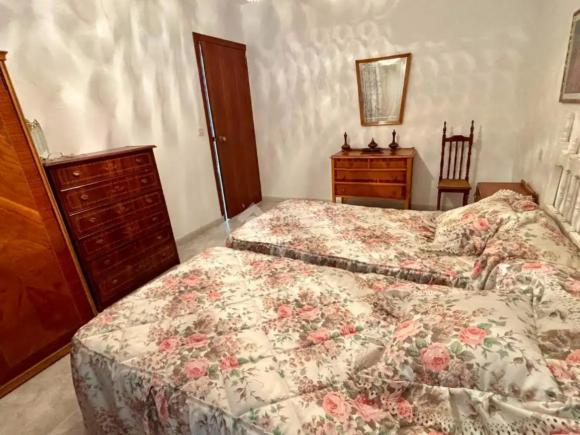 Dormitori de Casa adosada en venda en Jódar amb Terrassa i Balcó