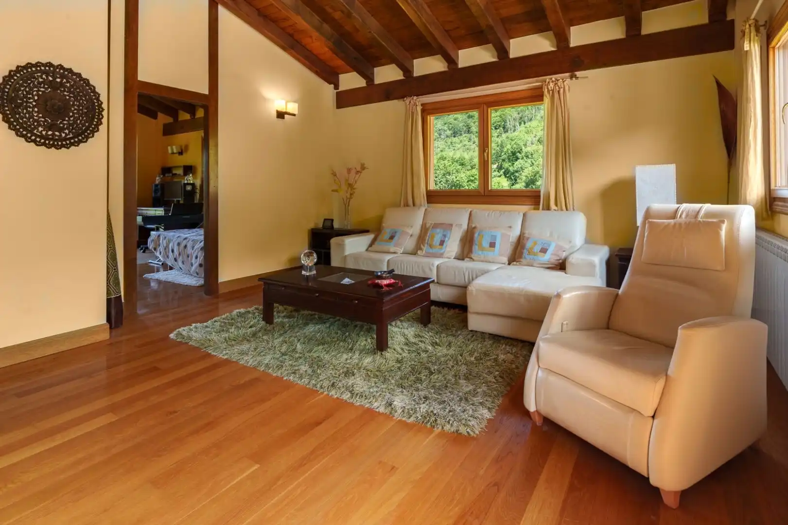Sala de estar de Casa o chalet en venta en Elduain con Calefacción, Trastero y Amueblado