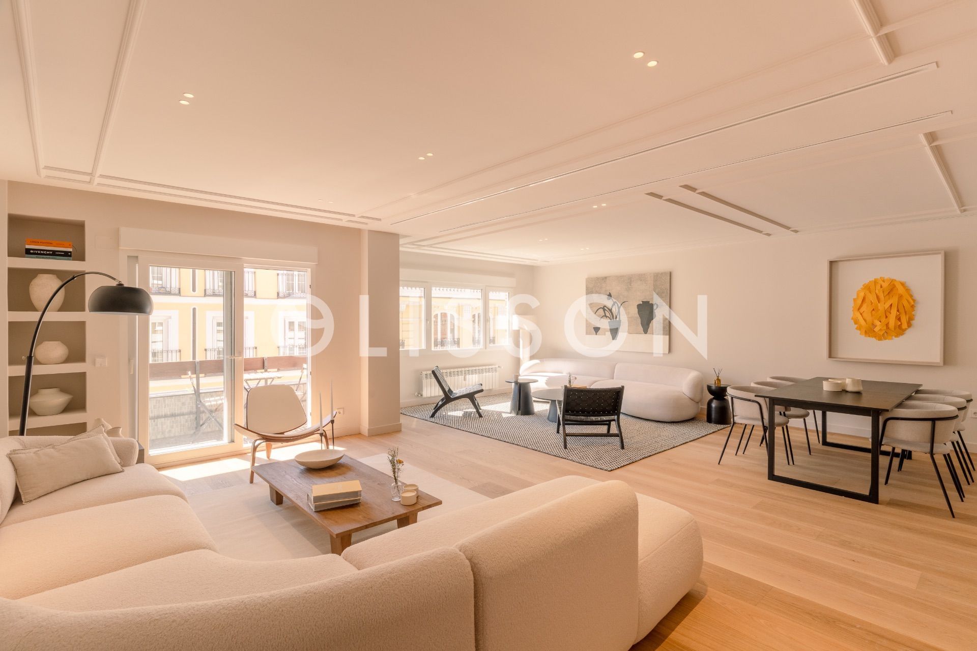 Living room of Flat for sale in  Madrid Capital  with Air Conditioner, Heating and Terrace