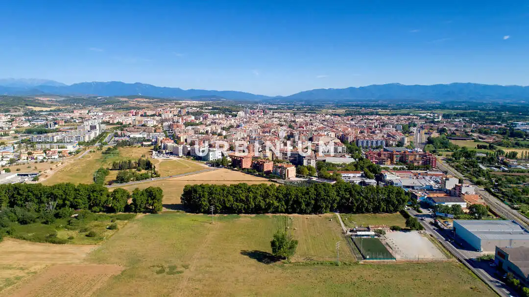 Industrial building for sale in Carretera de Roses - Fossos, imagen 2