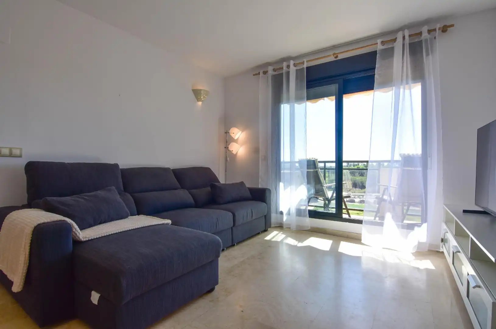 Apartment with pool to rent in Playa del Puig, imagen 3