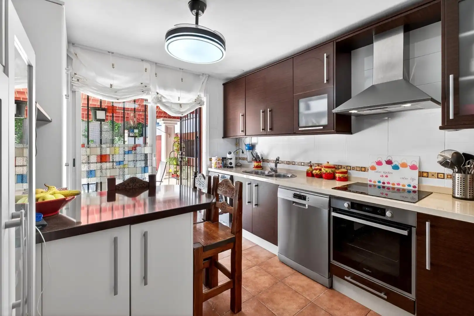 Kitchen of Detached homes for sale in Alhaurín de la Torre  with Air Conditioner, Storage room and Swimming Pool