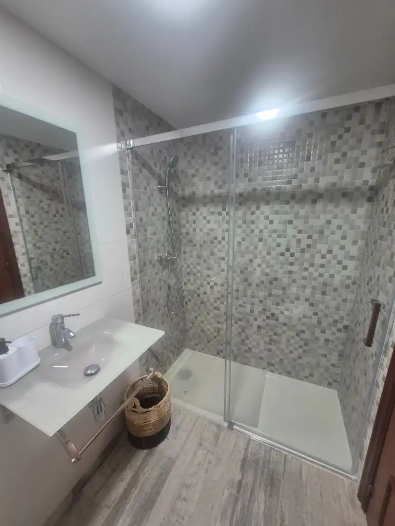 Baño de Piso de alquiler en Moncada con Aire acondicionado, Calefacción y Terraza