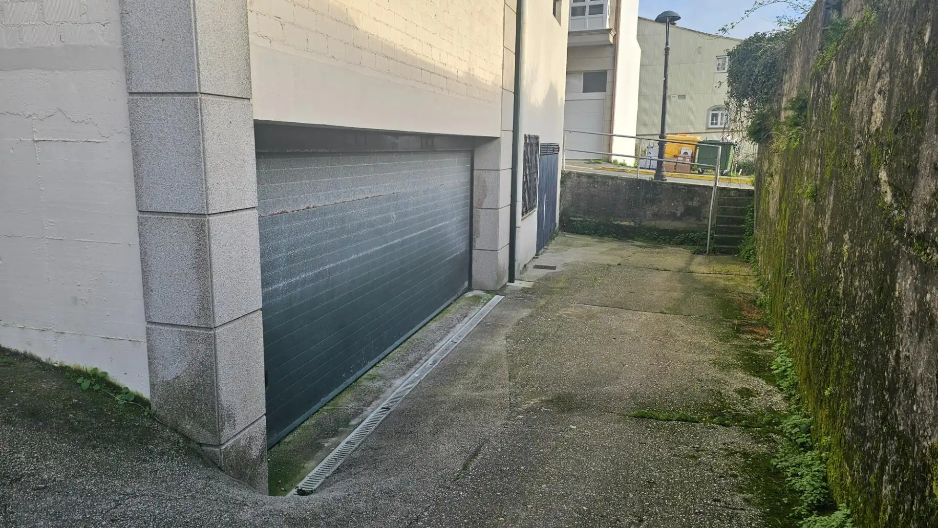 Parkplatz von Geschaftsraum zum Verkauf in Cee