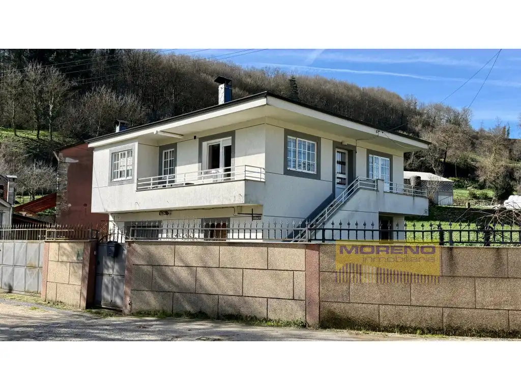 Exterior view of Houses for sale in Becerreá