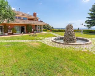 Jardí de Casa o xalet de lloguer en Argentona amb Aire condicionat, Terrassa i Balcó