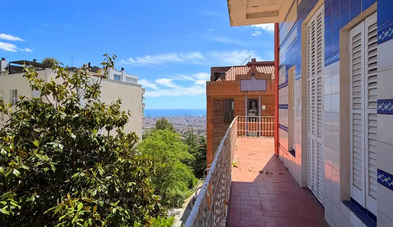 Exterior view of Flat for sale in Barcelona  with Terrace