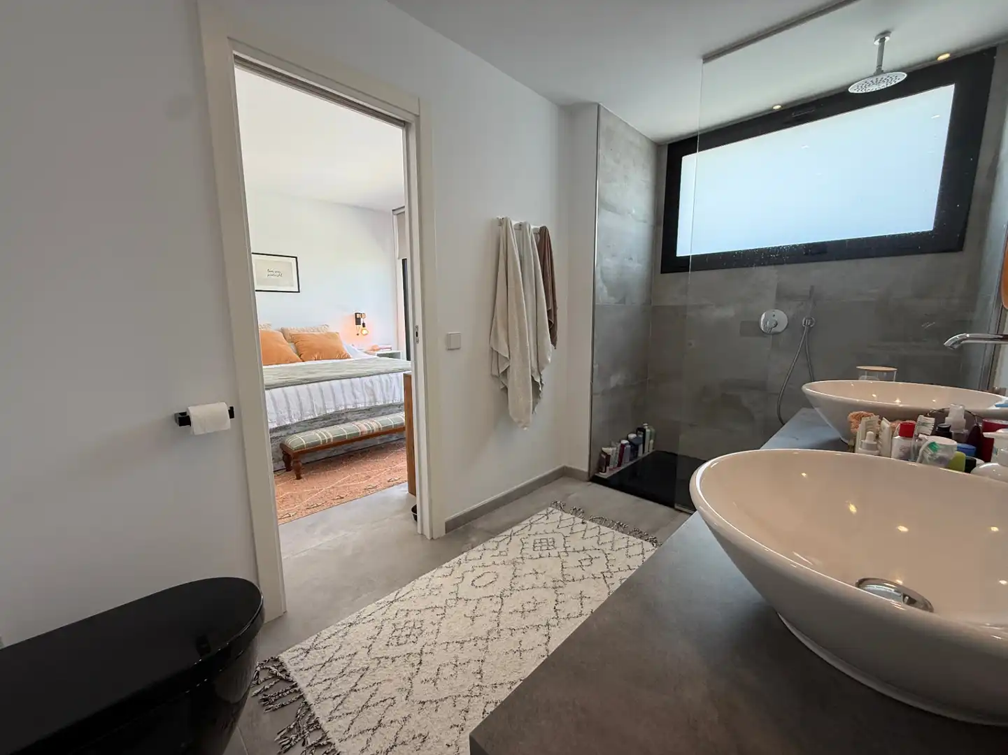 Bathroom of Houses for sale in Santa Eulària des Riu  with Air Conditioner, Heating and Terrace